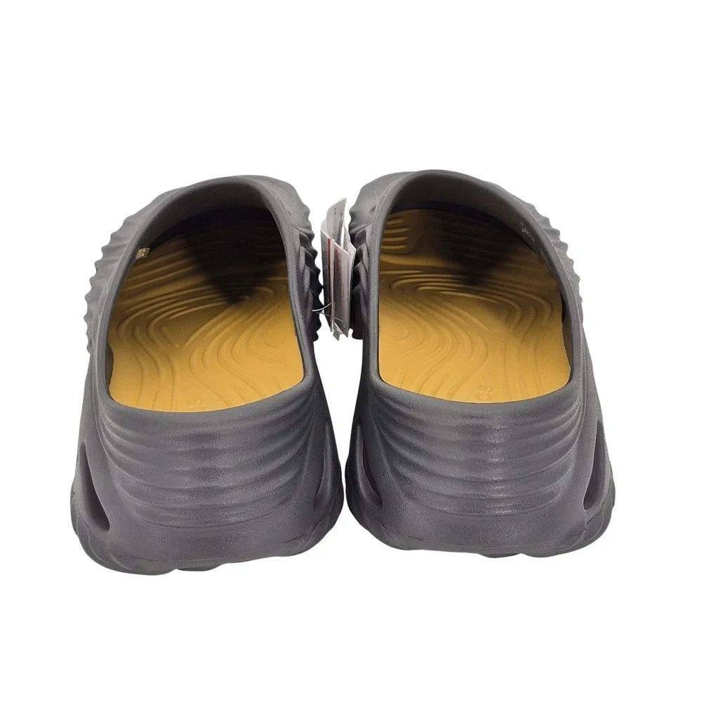 Crocs Echo Wave Clogs Black Sand Adult Men's Size 11 Shoes 210521-0LD Unisex